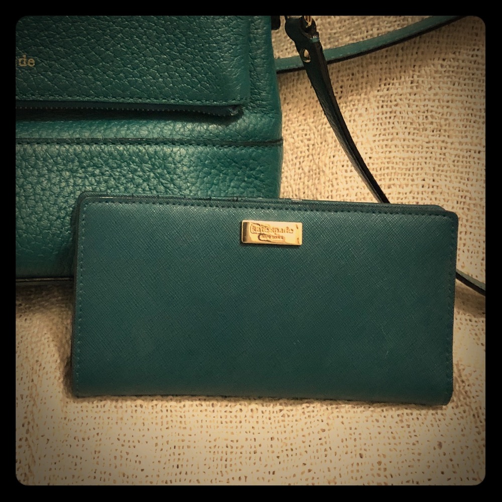 PRICE DROP! Kate Spade Laurel Way Saffiano Wallet